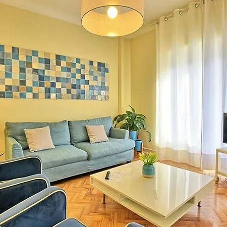 Admiral 2 Apartment